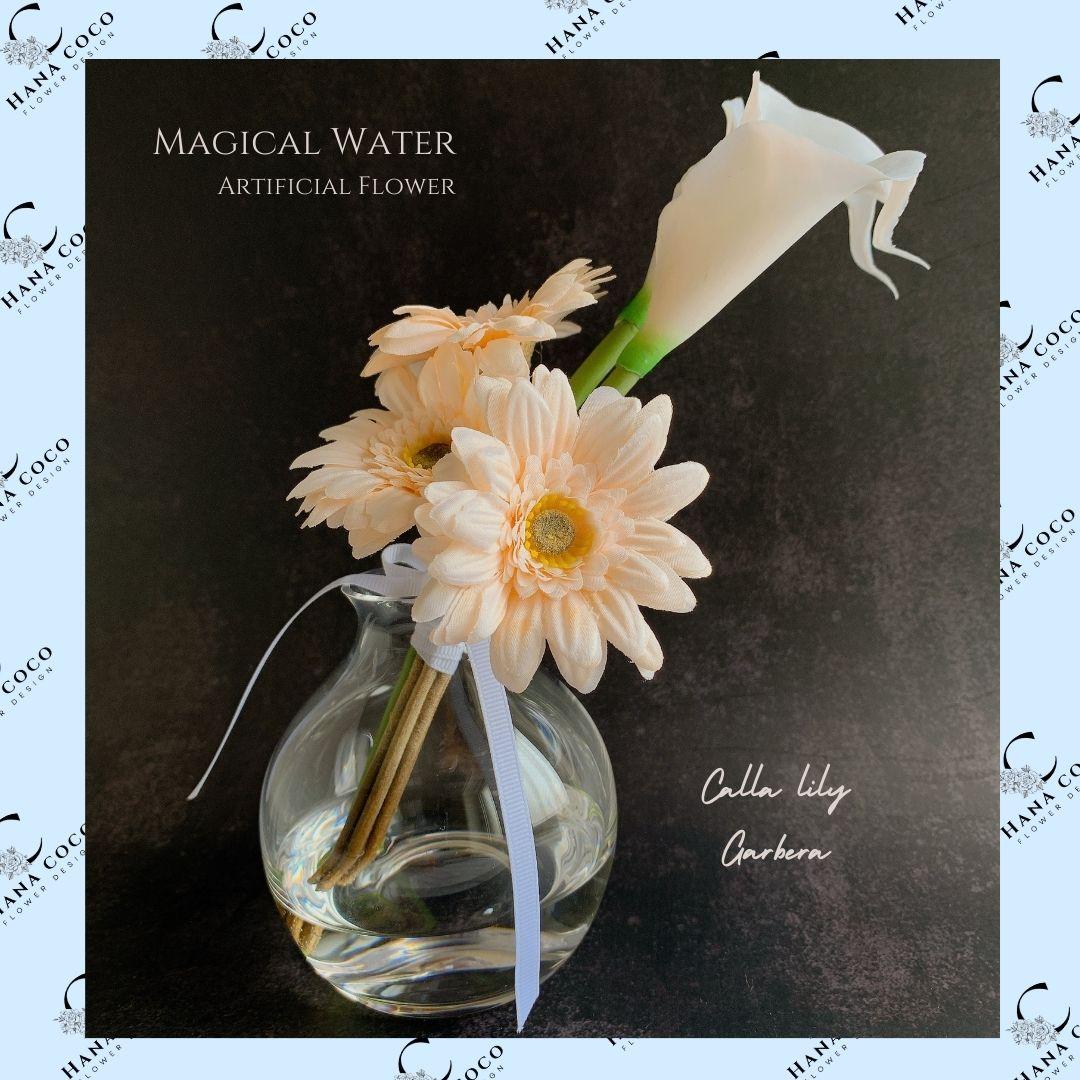 ≪ずっとキレイなお水で≫「マジカルウォーター　人工水　カラーとガーベラ」1枚目の画像